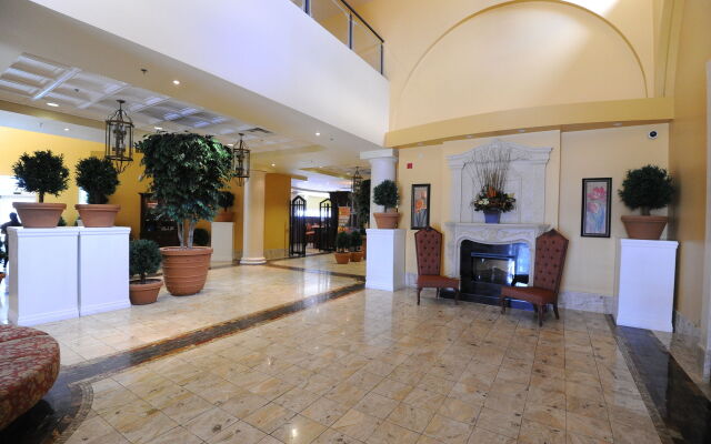 Monte Carlo Inn & Suites Downtown Markham