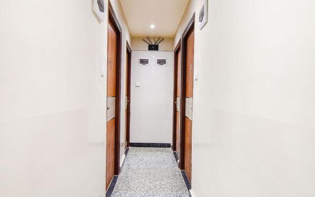 Fabhotel The Luxurie International