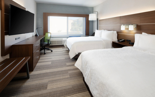 Holiday Inn Express & Suites Murrieta by IHG