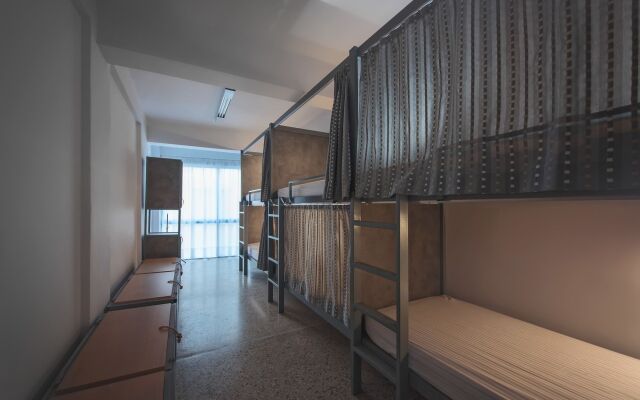 Bedbox Hostel