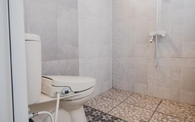 RedDoorz @ Jalan Pangeran Antasari Lampung 2