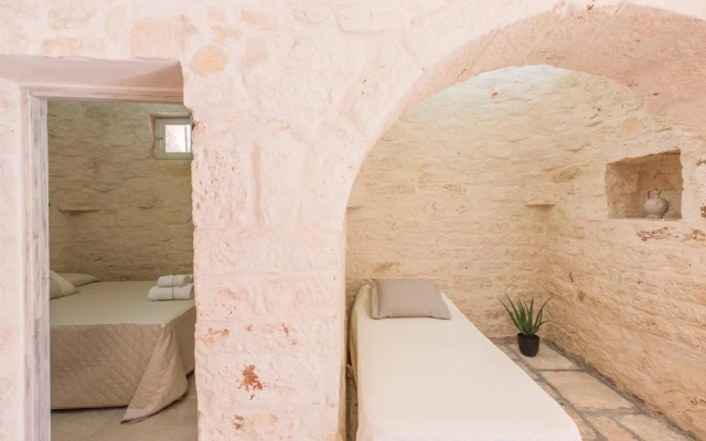 Trullo del Mandarino con piscina