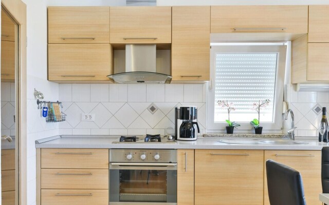 Beautiful Home in Debeljak With Wifi and 3 Bedrooms