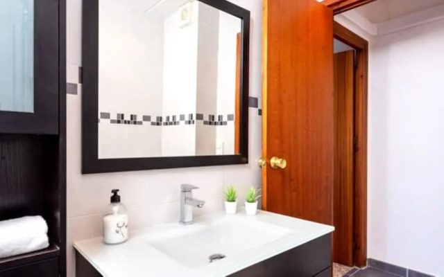 Apartment - 2 Bedrooms with Pool and WiFi - 107885