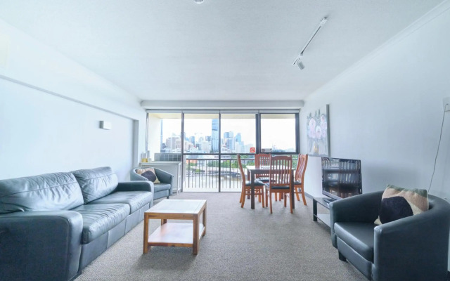 River Plaza Apartments