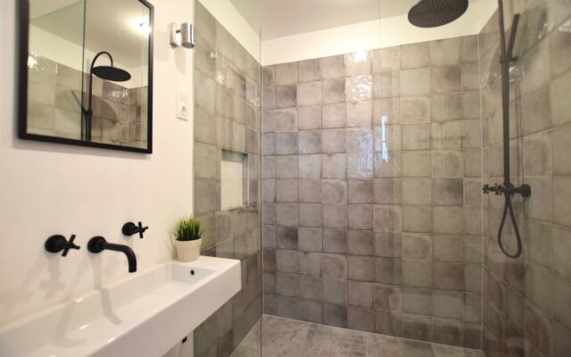 Luxury Apartment by Hi5 - Bajcsy Suite