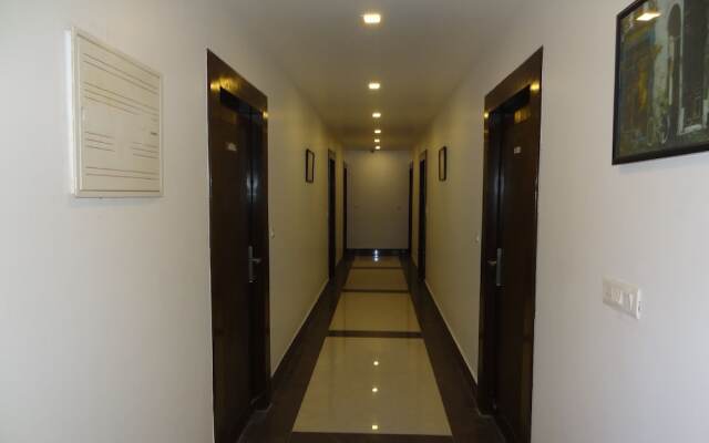 Kamakshi Residency by Royal Collection