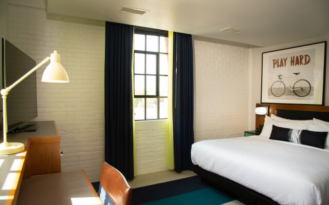 Hotel Indigo Madison Downtown by IHG