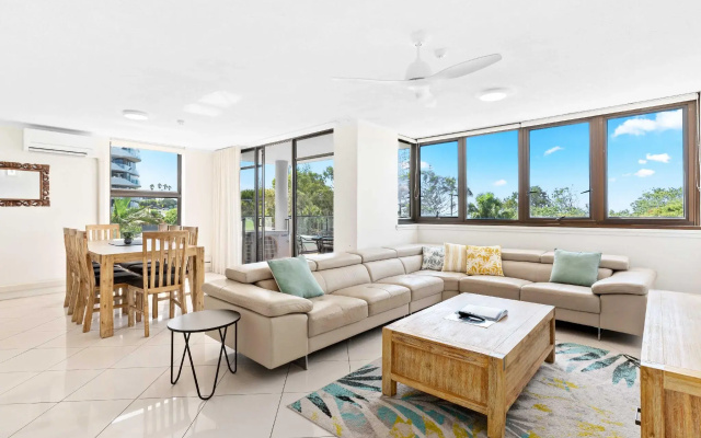 Windward Apartments