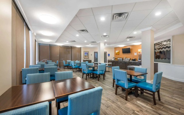 Comfort Inn & Suites Daytona Beach Oceanfront
