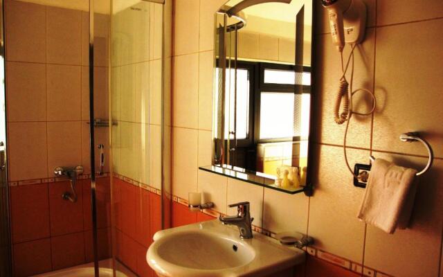 City Hotel Tirana