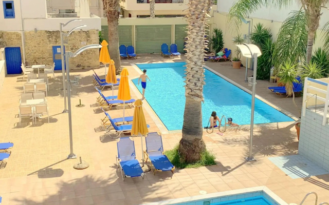 Kassavetis Center - Hotel Studios & Apartments