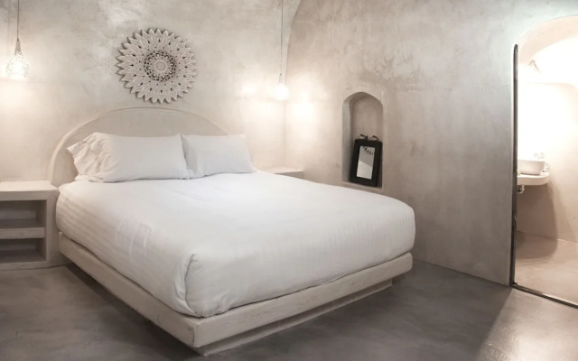 Thireas Hotel