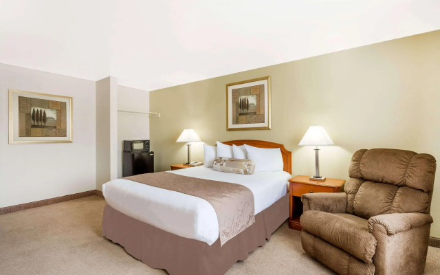 Ramada by Wyndham Ely