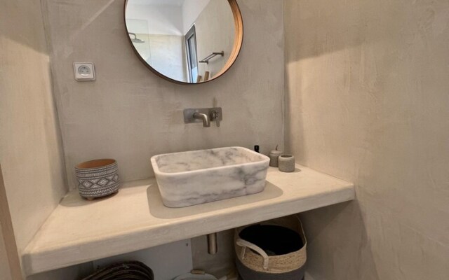 Oskelos - Sea View Villa With Private Pool