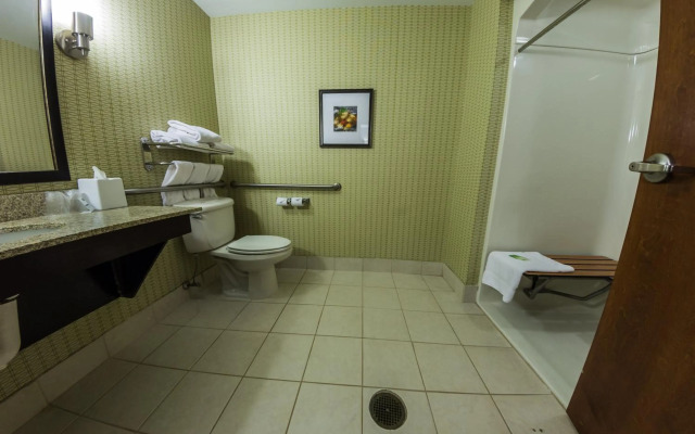 Holiday Inn Express Hotel & Suites Winchester by IHG