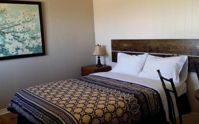 Century 2 Motel
