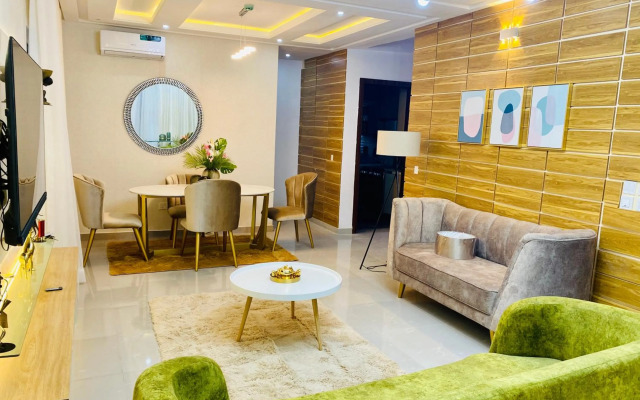 Shortlethomes - 5 Star Short let Apartment in Ikate