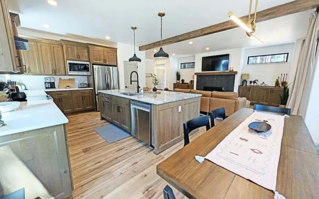 Pine Mountain 6 4 Bedroom Home