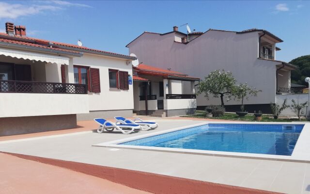 Apartments Rudez