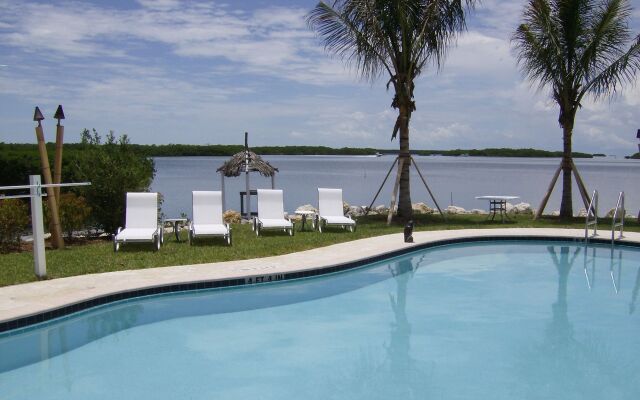 Islander Bayside Villas and Boatslips