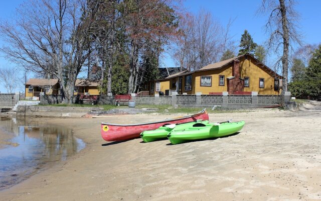 Glen Garry Motel and Cottages