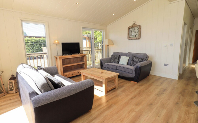 Kingfisher Lodge