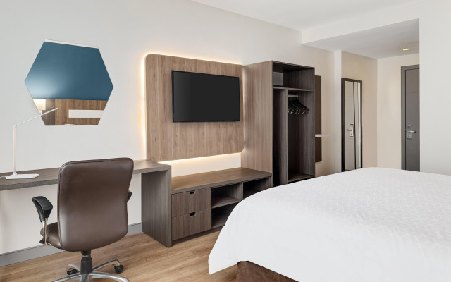 Holiday Inn Express San Jose Forum by IHG