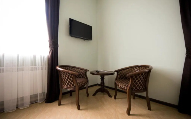 Royal Palace Hotel
