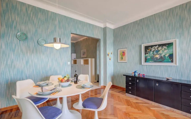 Sofy Apartment- Sea View & Private Parking