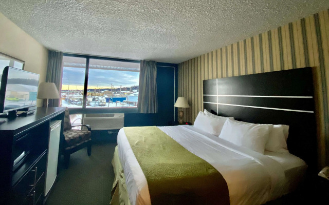 Ramada by Wyndham Whitecourt