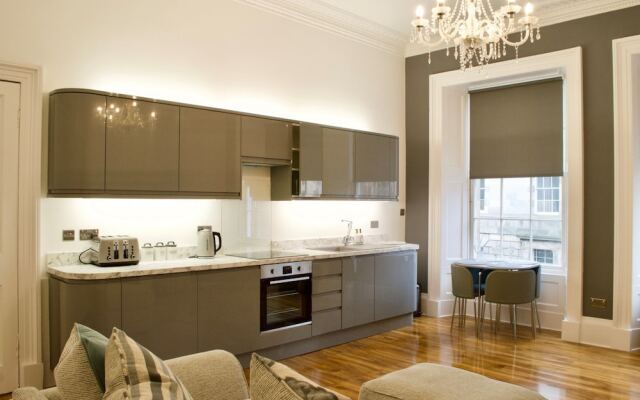 Modern Stockbridge Flat