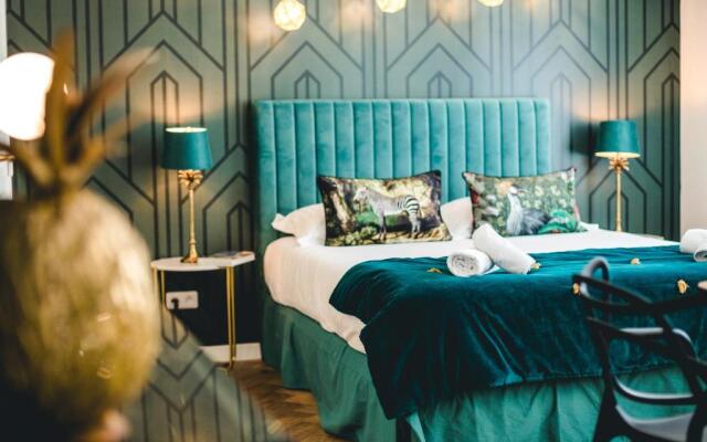Les Précieuses Suites & Spa I