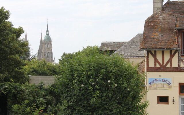 La Maison De Bayeux