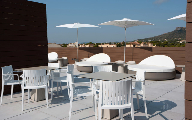 Отель Cabot Cap de Mar