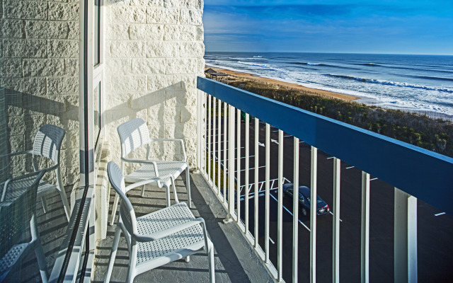 Holiday Inn Express Nags Head Oceanfront by IHG