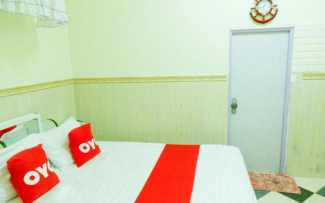 OYO 827 Bach Duong Hotel