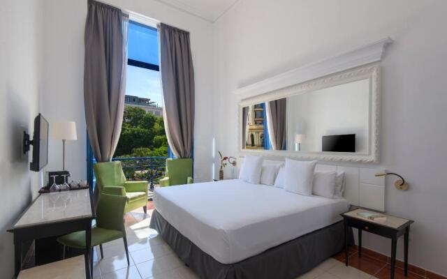 Telégrafo Axel Hotel La Habana