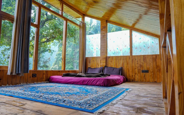 WOW Treehouse & Cottages