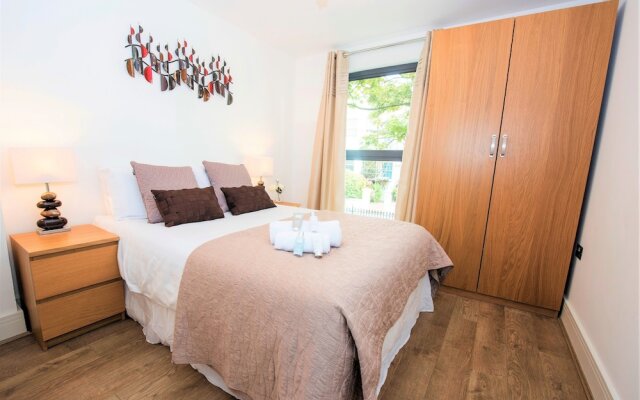 Charles Court Serviced Apartments