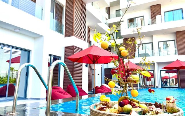 Bali Themed Luxury Spacious 3 Bed Balcony Pool Gym