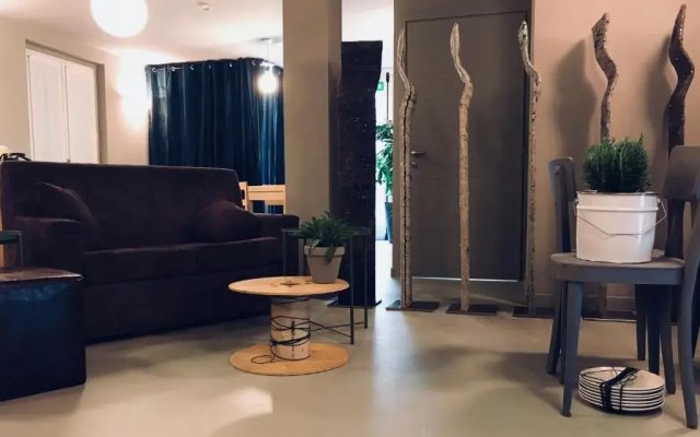 Cornelle Hotel