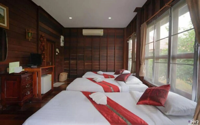 Khaothone River View Resort