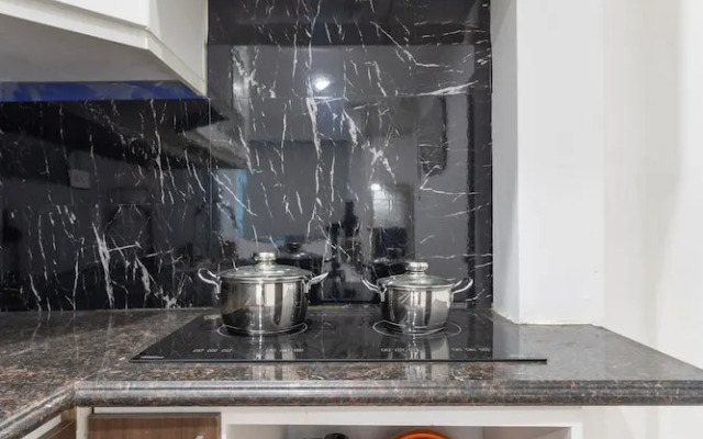 Vega Hanoi Hotel- Apartment