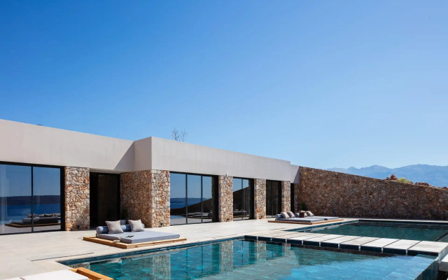 Dionysos Boutique Villa