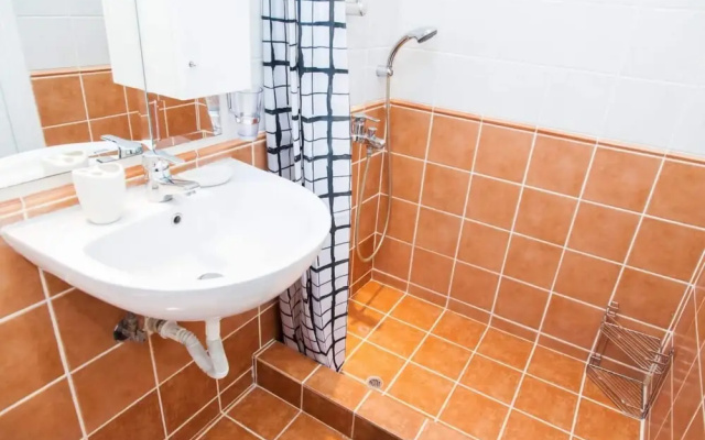 Centrally Located Studio In Athens