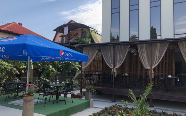 Guest House Panorama