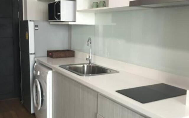 1 Bedroom+ Sofa-bed Luxury Condo @ Nimmana