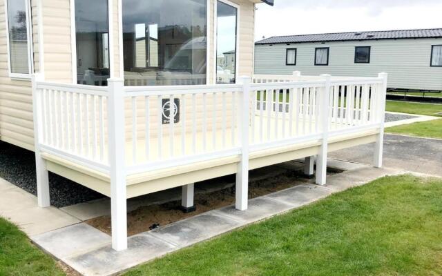 Golden Palm Getaway's PG143