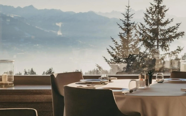 LeCrans Hotel & Spa
